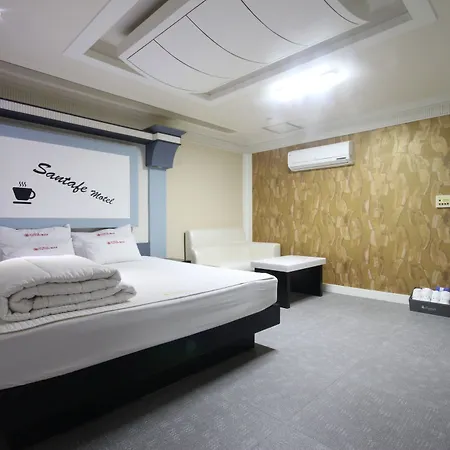 Santape Motel